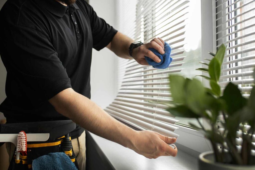 Blinds Cleaning Service