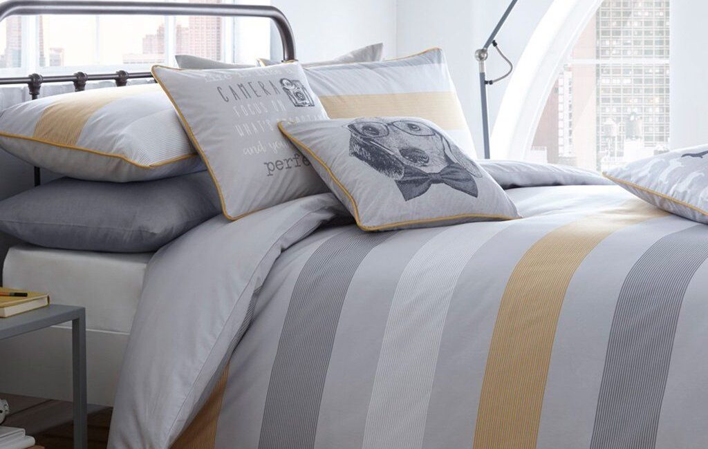 plain duvet covers and stripe duvet covers