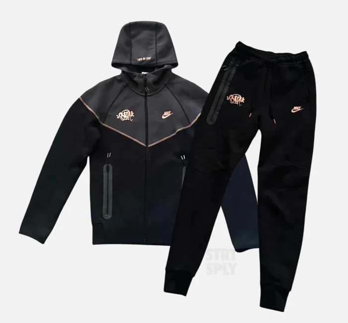 Syna World Tracksuit