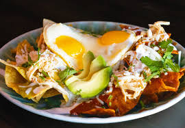 Chilaquiles Divorciados: Two-Salsa Perfection