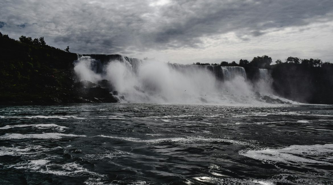 boat from toronto to niagara falls​