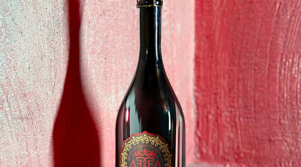 Sparkling tea in UAE