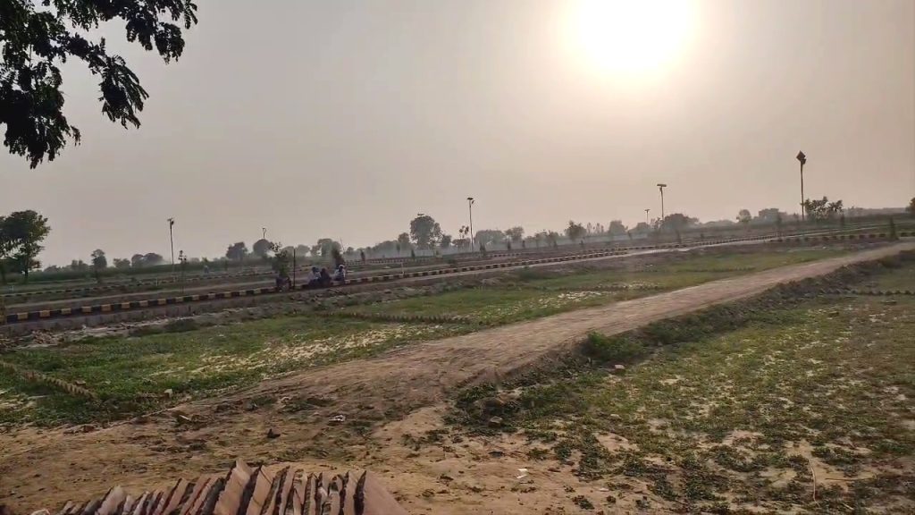 Plot Near Jewar Airport