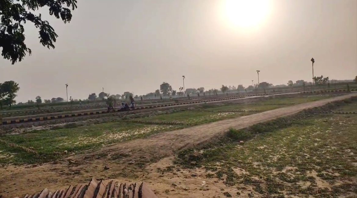 Plot Near Jewar Airport