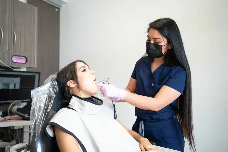 tooth extraction services