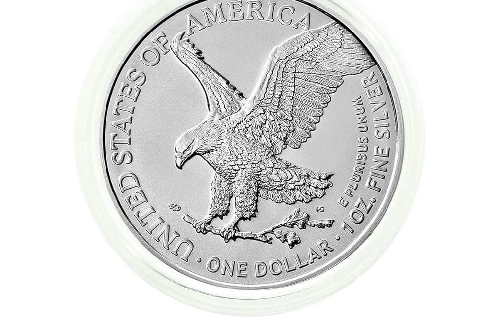 What Distinguishes the 2025 American Silver Eagle from Prior Years?