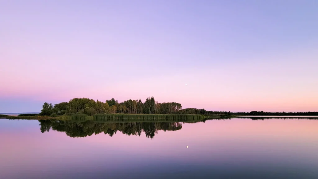 How Does Composition Affect Mood in Landscape Photography?