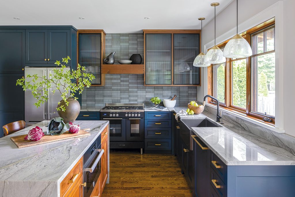 What Design Ideas Suit A Kitchen Island In Small Spaces?