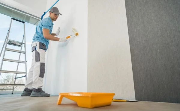 wall painting dubai