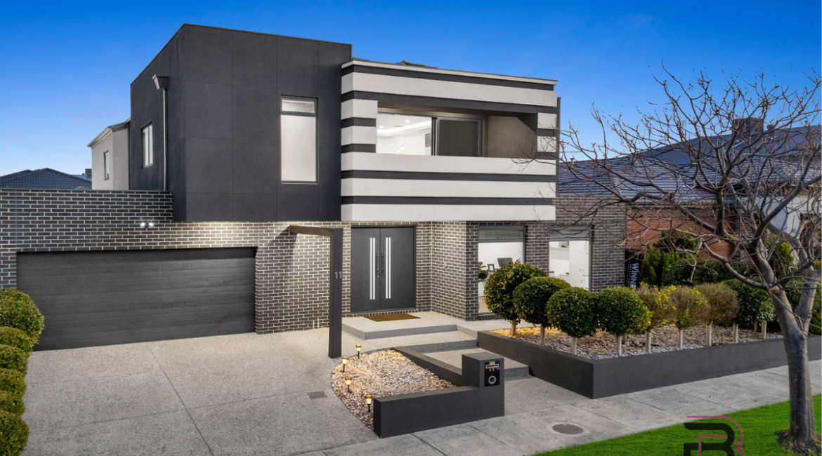 Clyde North Property for Sale